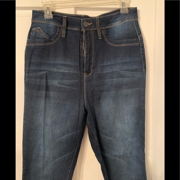 Fashion Nova Womens Dark Denim Booty Lifting Jeans - Picture 2 of 8